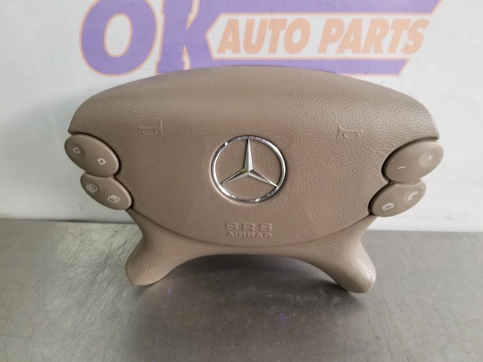 08 2008 MERCEDES-BENZ SL550 STEERING WHEEL SRS PAD LEFT DRIVER - Image 2 of 4