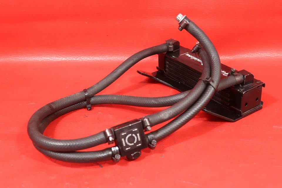 2002 HARLEY-DAVIDSON ROAD KING FIREFIGHTER SE EFI FLHRI OEM ENGINE OIL COOLER Foto 4 de 4