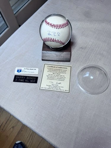 Barry Bonds Autographed Baseball Costa Rica w/ Score Board COA & Display Stand