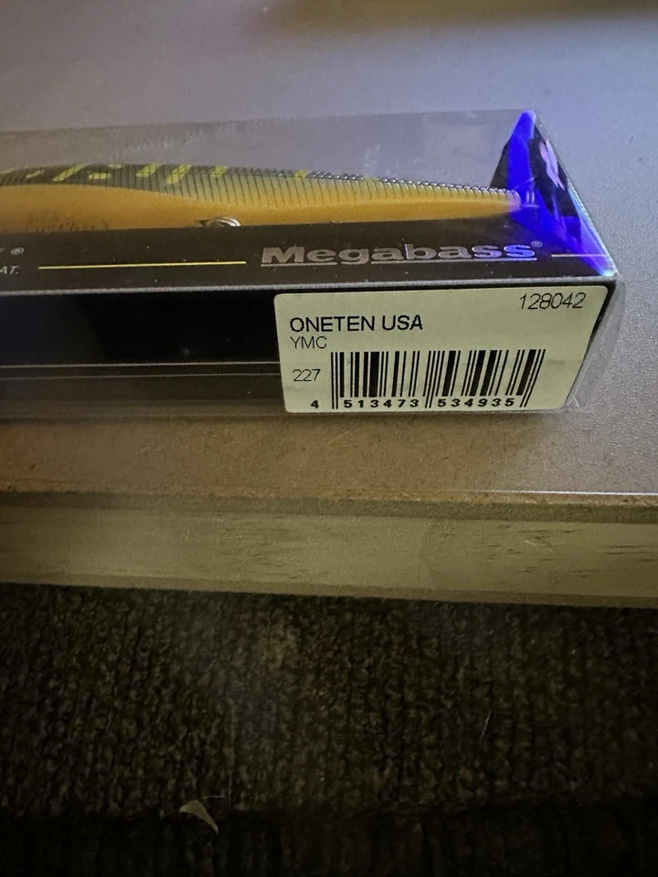 Lote de 4 Megabass Vision 110 e 1 Vision 110 jr - Imagem 3 de 4