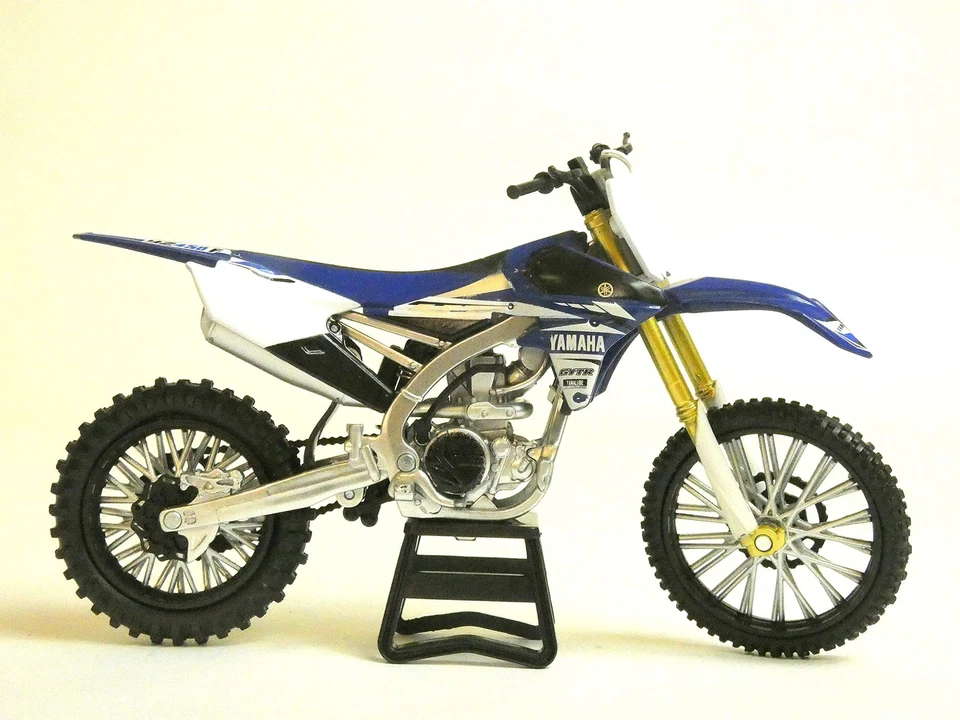 Yamaha YZ450F Motorcycle Die Cast Replica 18.5 Inches Multicolor Toy Vehicle - Image 4 of 4