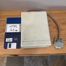 Apple M0130 External 400k Floppy Drive for Vintage Macintosh Apple M0130 External 400k Floppy Drive for Vintage Macintosh
