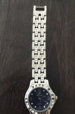 André Francois Ladies Silver Tone with Crystals Luxury Watch ANDRE FRANCOIS:WOMEN main image 4