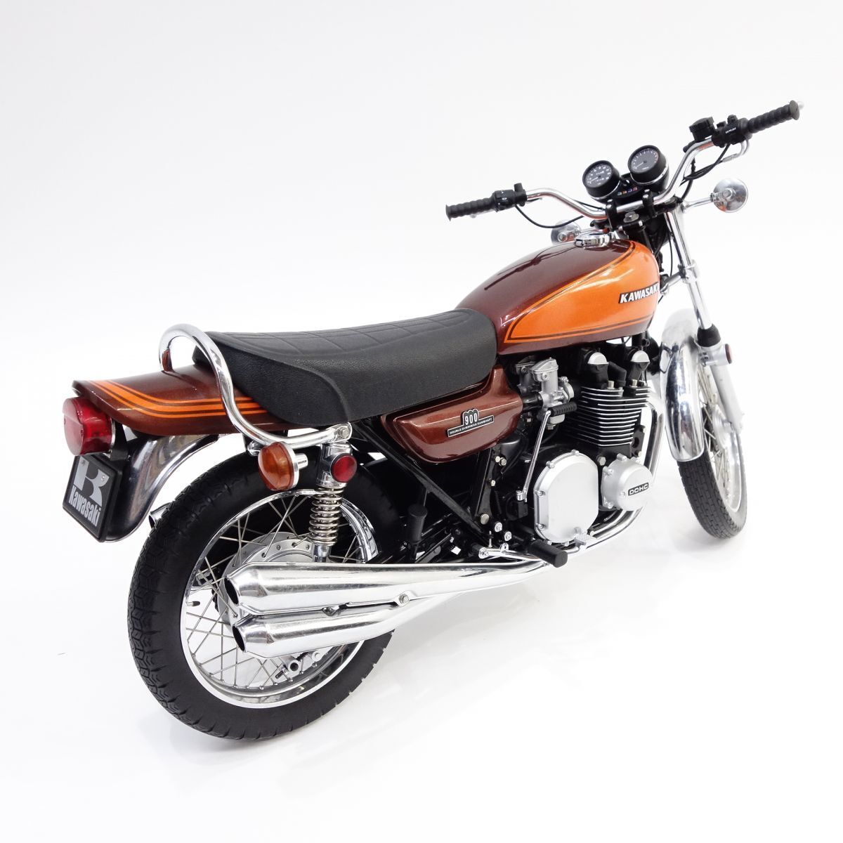 MINICHAMPS Kawasaki 900 Z1 スケール：1/6