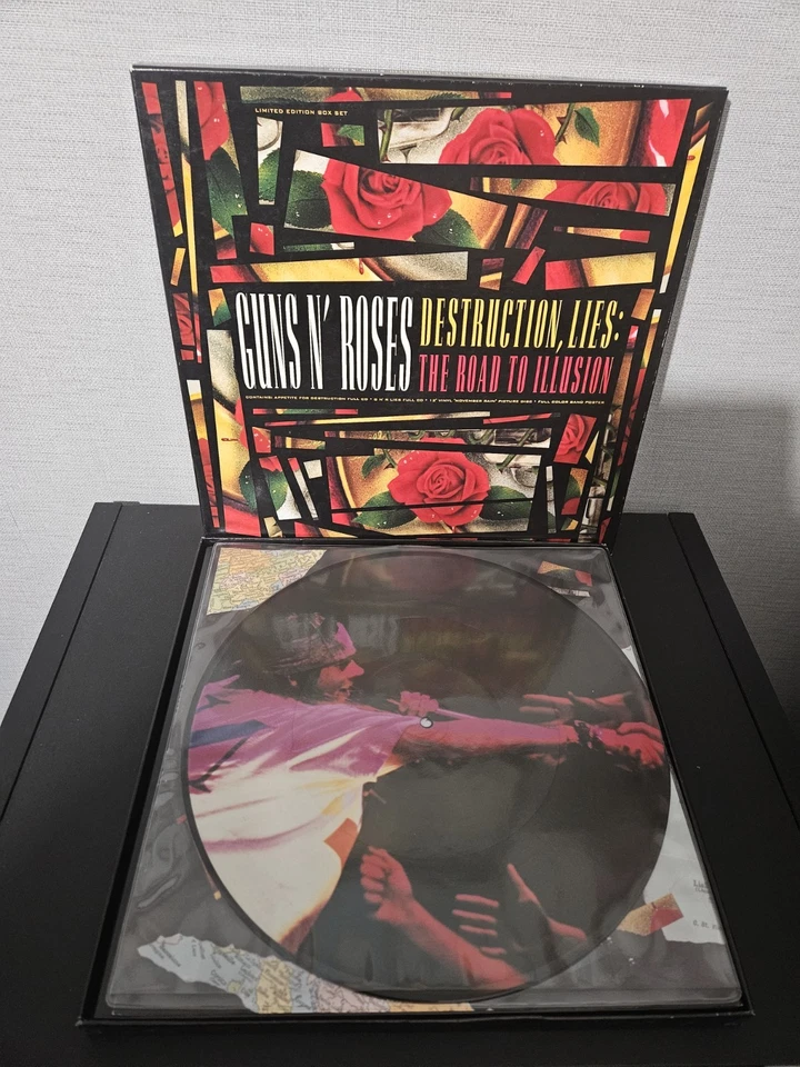 Guns 'n Roses - Destruction, Lies: the Road to Illusion, Vinyl + 2 x CD Box-Set - Bild 4 von 4