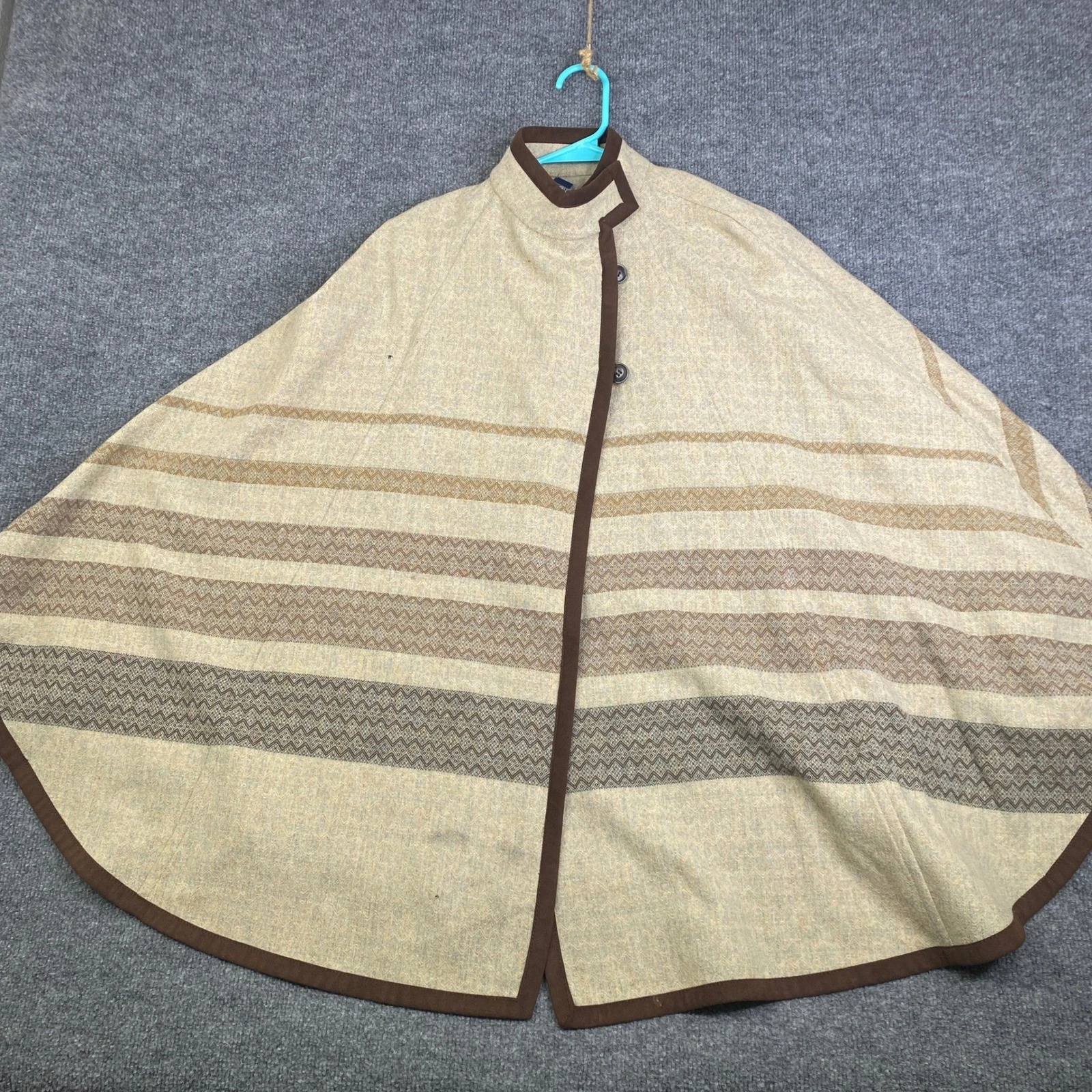 Pendleton Virgin Wool Striped Cape One Size Tan Brown Button Front Poncho Shawl