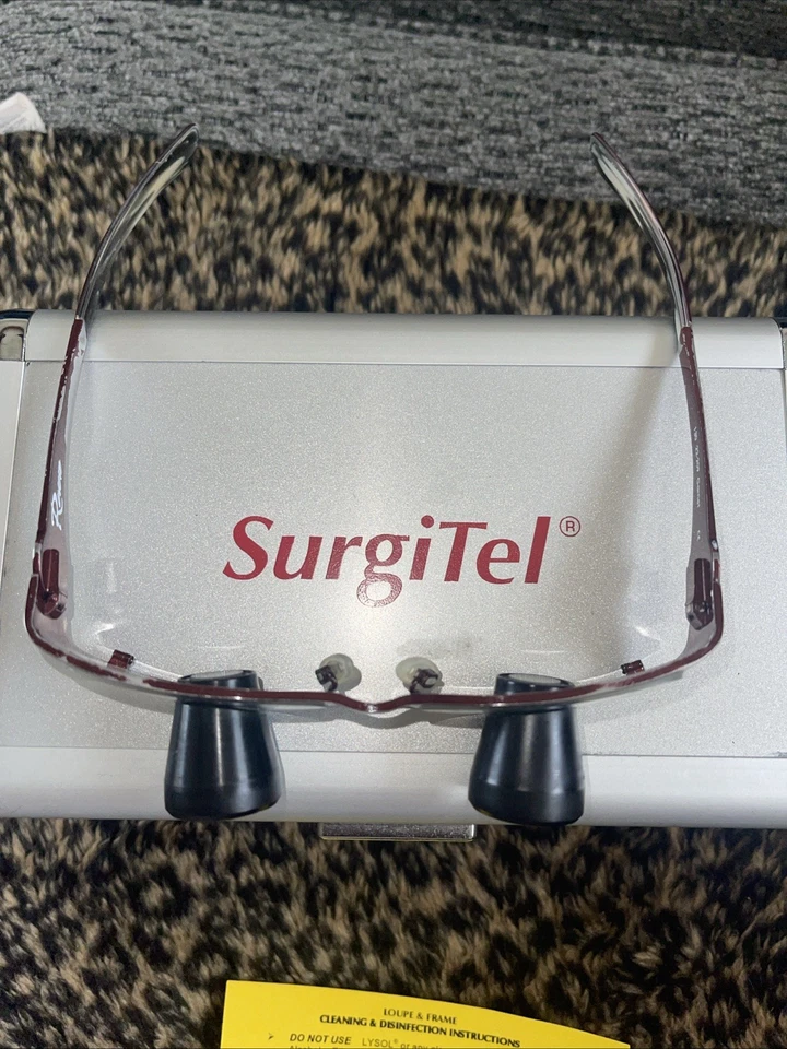 Lupas Surgitel - Gafas médicas dentales marco Oakley (D1) - Imagen 2 de 4