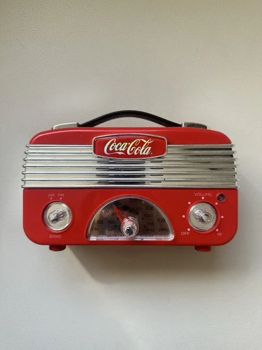 Coca-Cola Vintage Style AM/FM 2-Band Radio Red Retro w/ Box - Does Not Work