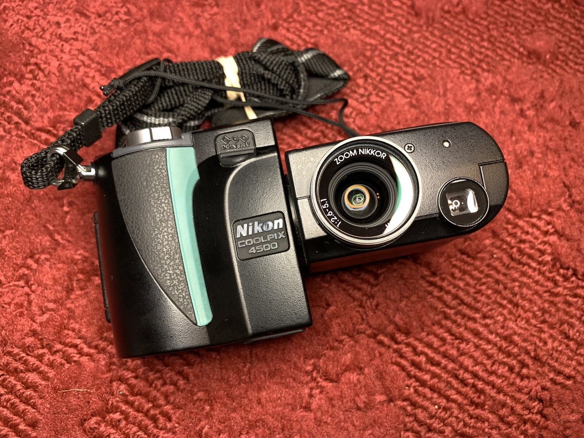Nikon Coolpix 4500 - En Panne, Pour Pièces Détachées