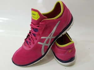 asics size 11 womens