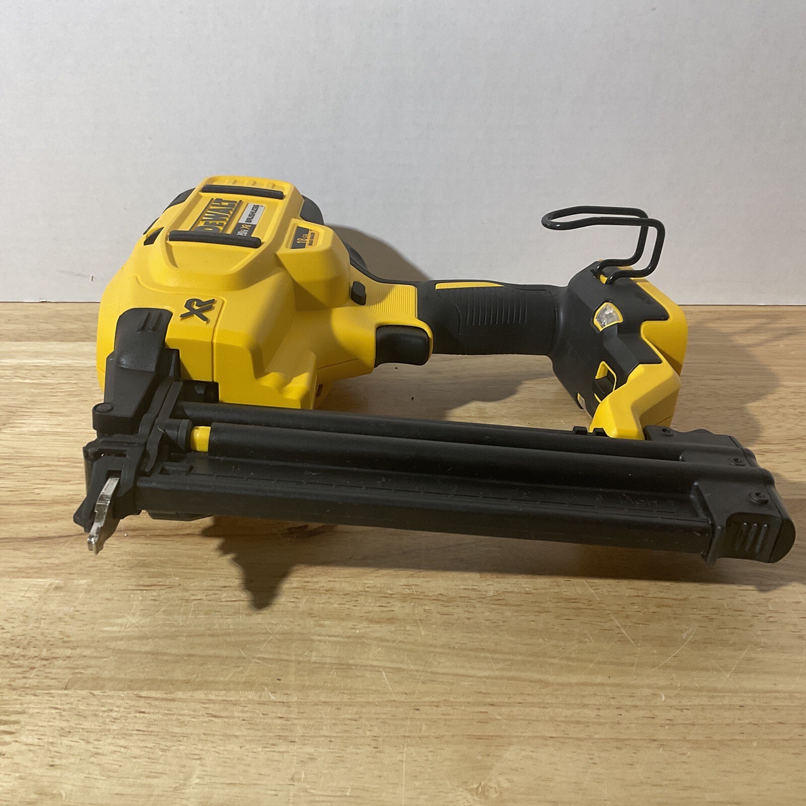 DEWALT 20V MAX XR 18Gauge Brad Nailer DCN680B TOOL ONLY 709 eBay