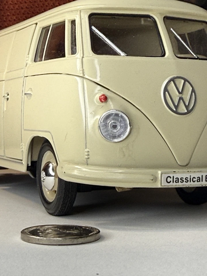 Classic VW 1963VOLKSWAGEN Van Bus Diecast Model Toy - Image 2 of 4