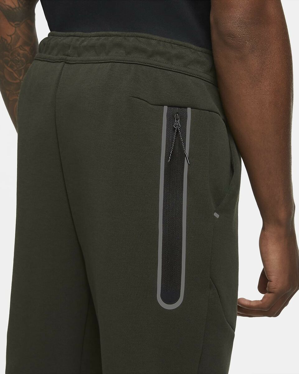 Nike Sportswear Tech Fleece Joggers Sz 2XL Sequoia Black New Nike Sportswear Tech Fleece Joggers Sz 2XL Sequoia Black New