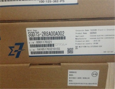1Pc New Yaskawa Servo Motor SGM7J-04AFC6S+SGD7S-2R8A00A002 mi