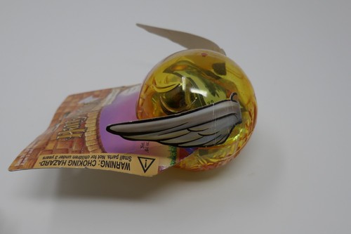Bola de plástico Tapper 2001 Harry Potter Golden Snitch rara pegatina caramelo y favor - Imagen 9 de 11