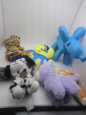 Lot Of 8 Plush Toys Of All Different Kinds Of Animals