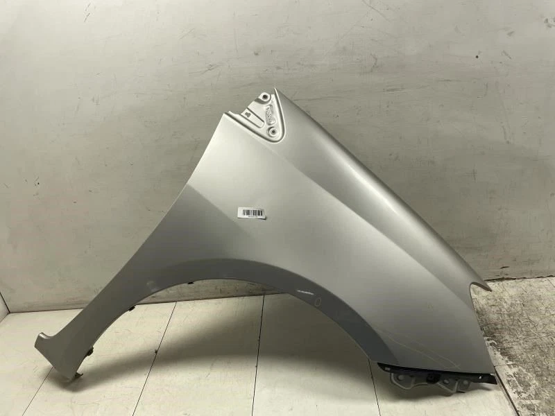 Toyota Sienna XLE 2007 guardabarros delantero derecho del lado del pasajero gris plata sombra Foto 4 de 4