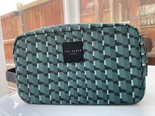 Ted Baker men wash bag 28cm across 17cm high new zipped empty