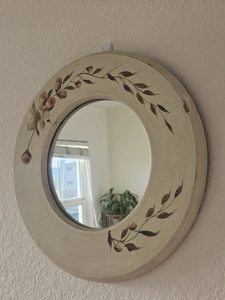 Espejo vintage beige crema blanco pintado a mano floral de madera de rosa 12 1/2" Foto 4 de 4