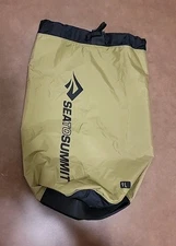 Sea To Summit Waterproof Dry Bag 9L Green Lightweight Cinch Closure