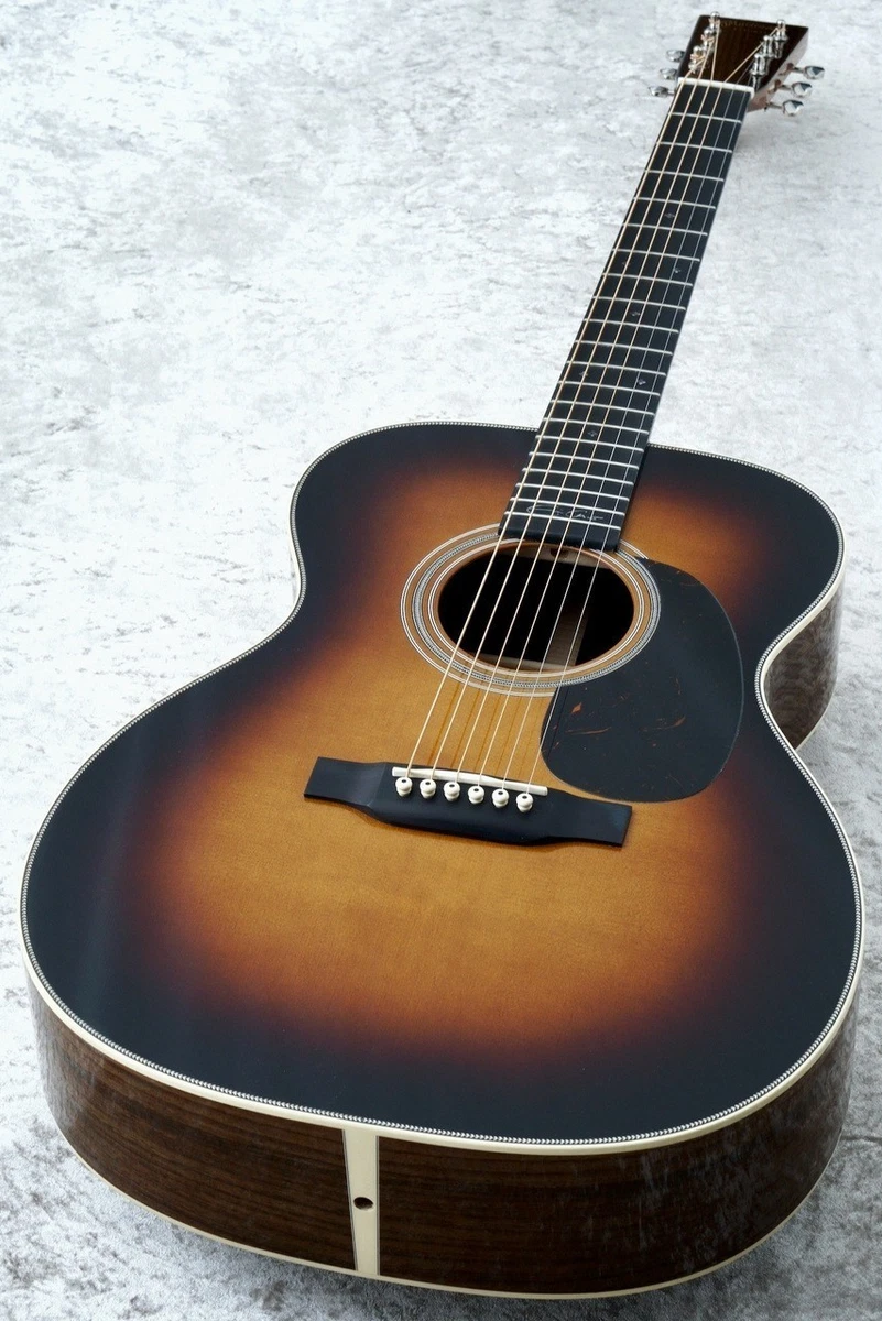 Martin 000-28EC Eric Clapton Signature Sunburst USADO 2024 con seguimiento