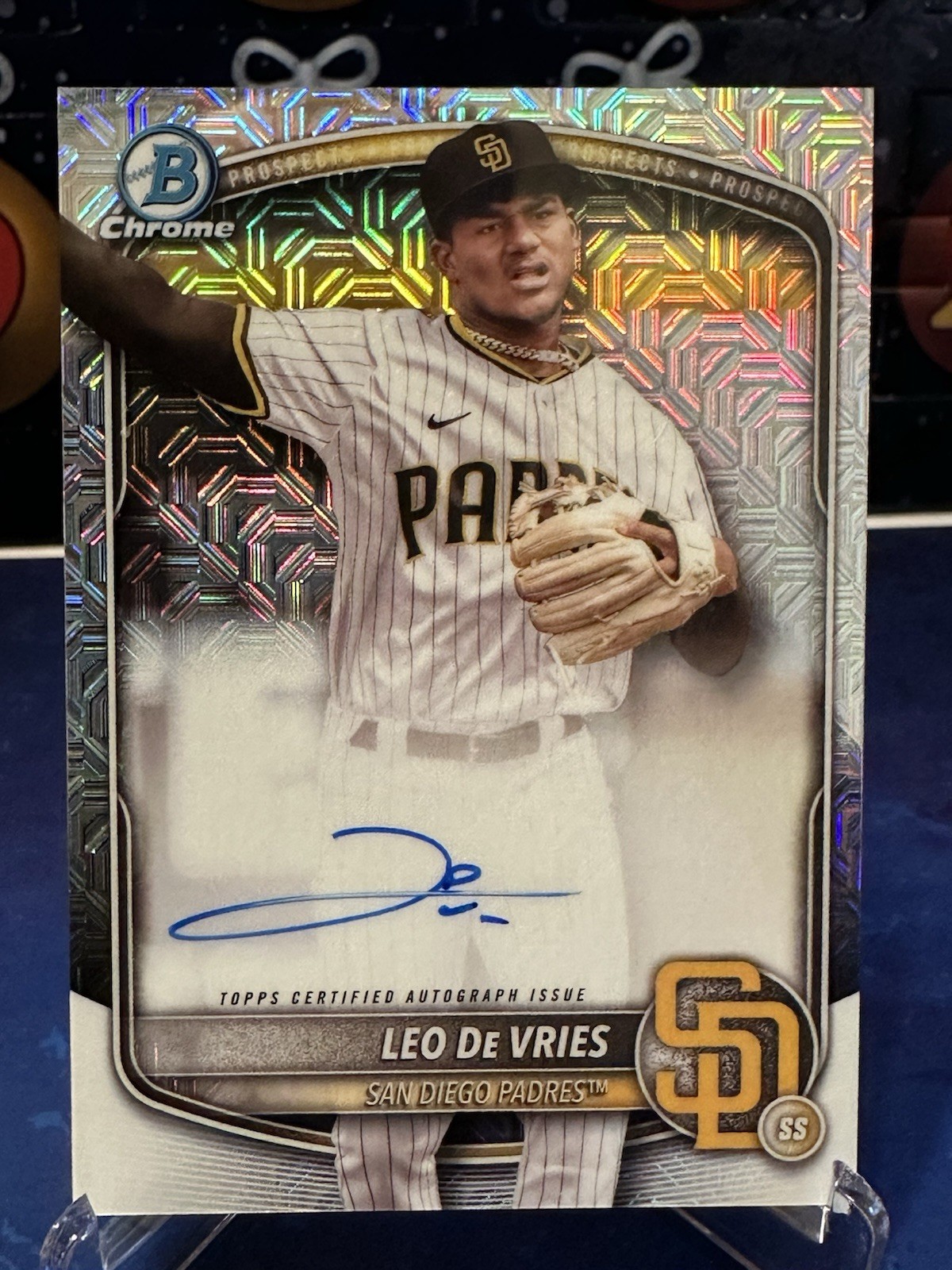 2025 Bowman - Chrome Prospect Mega Box Autographs Leo De Vries #BMA-LD (AU, RC)