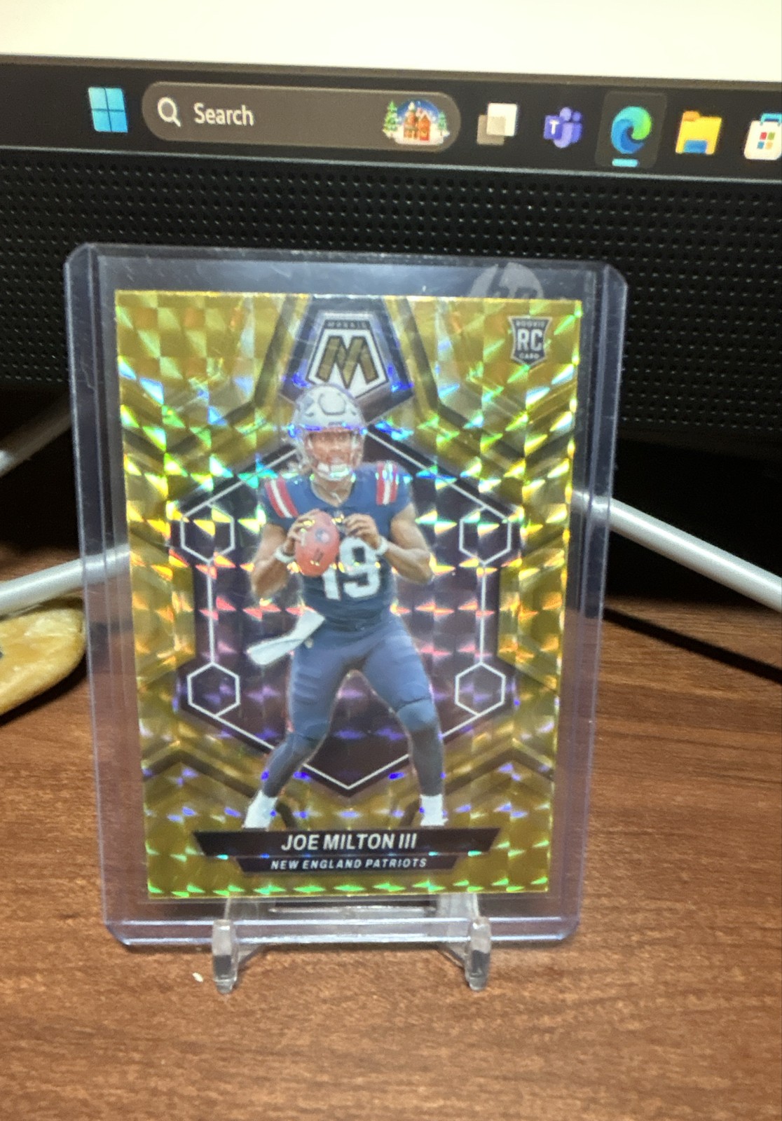 2024 Mosaic - Rookies Joe Milton III #397 Reactive Yellow Mosaic Prizm (RC)