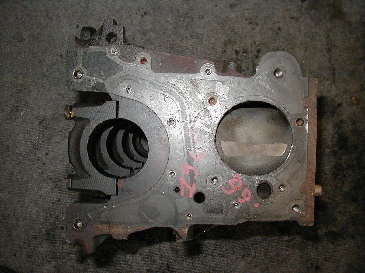 EGU] - BMW - Motorblock - 1743993 - E46 316i - 216028 - 060298 