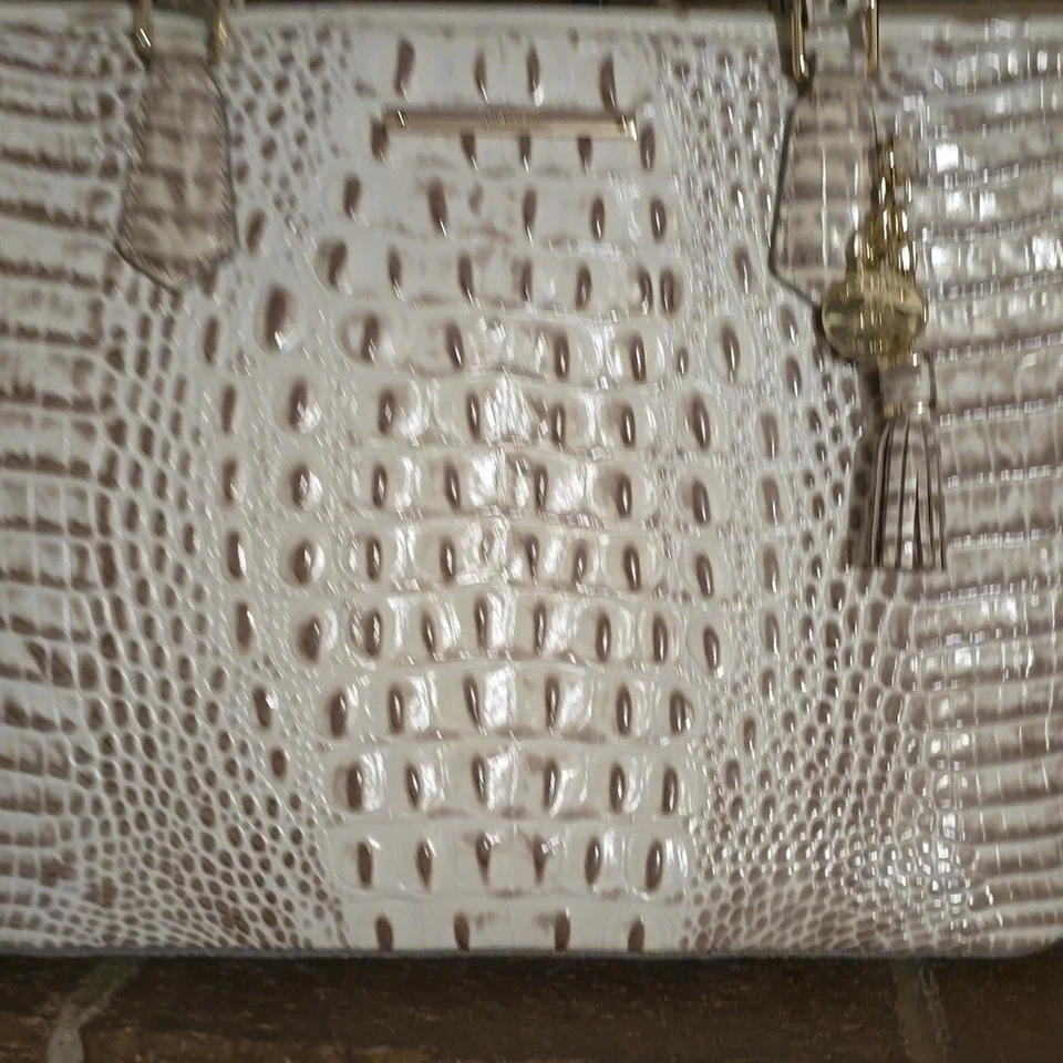 BRAHMIN Medium Asher Gravel Melbourne Handbag Genuine Leather - Image 2 of 4