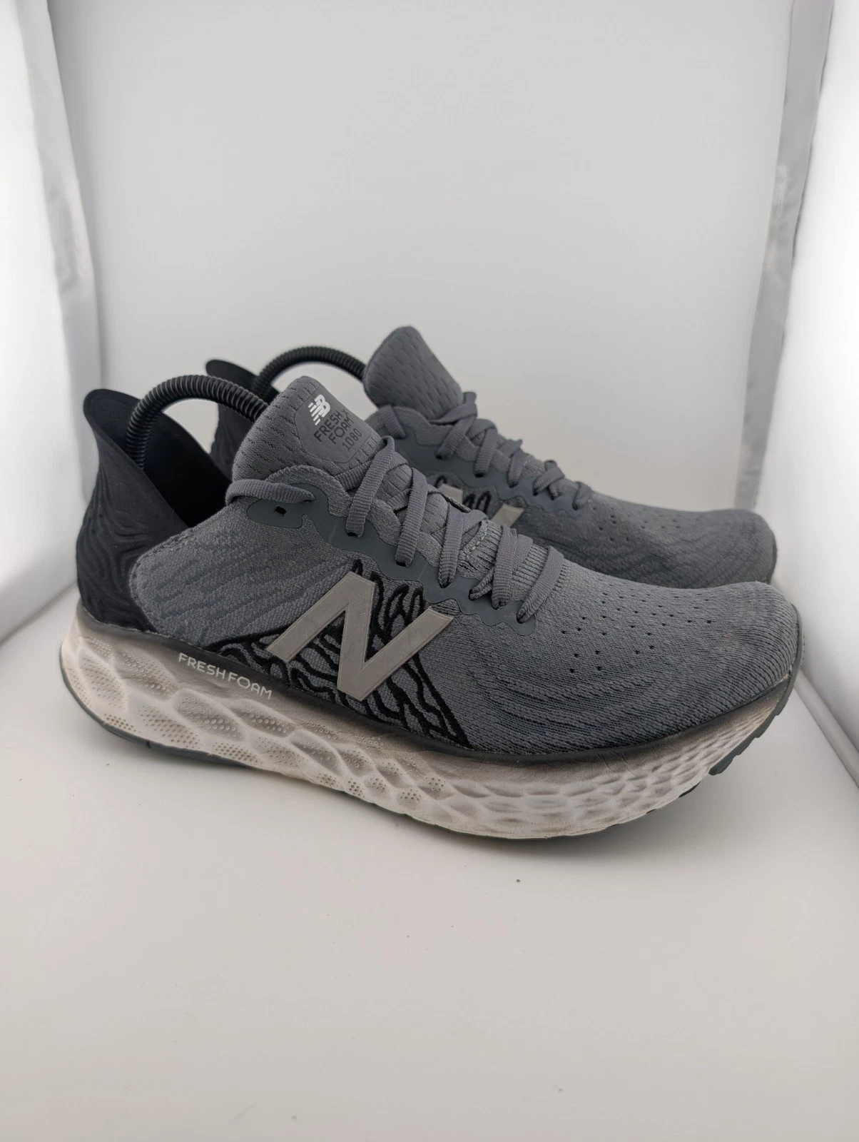 New Balance Men's Size 9 Fresh Foam 1080v10 Lead Gray Sneakers M1080C10