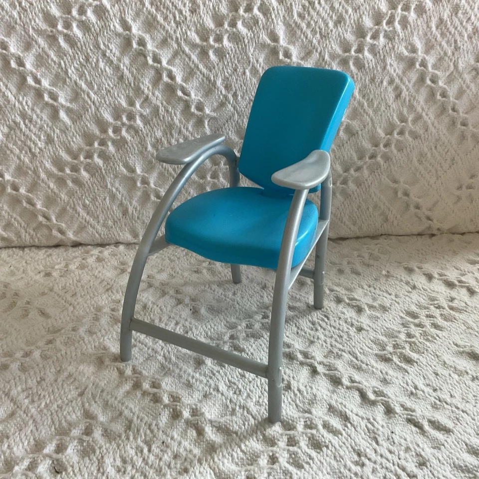 Barbie Cool Lookz 2003 peluquería silla azul reclinable  Foto 2 de 4