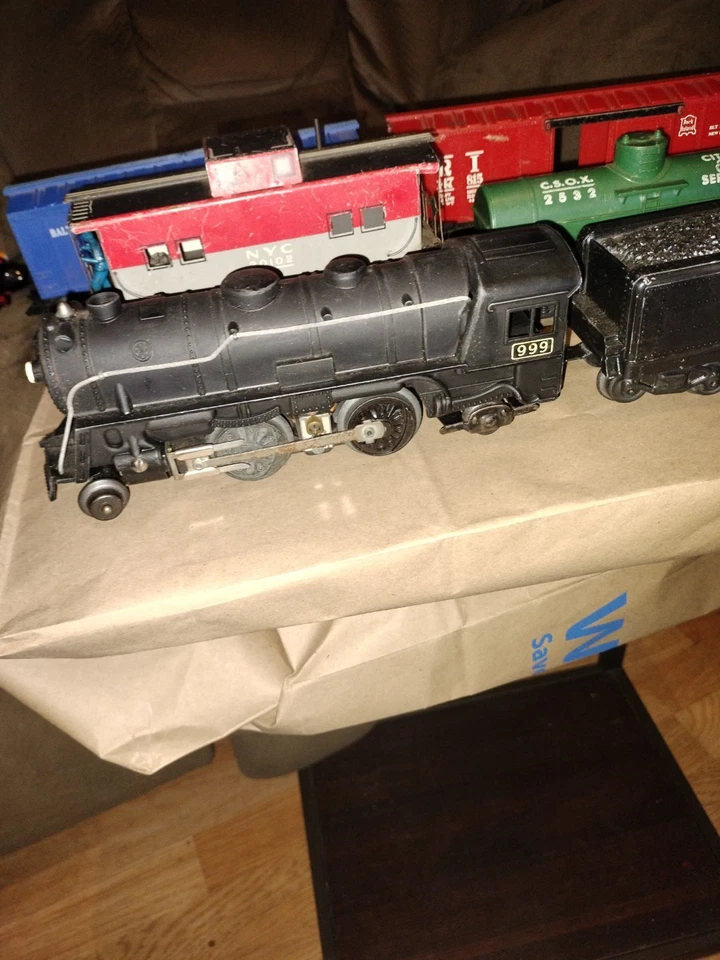 Locomotora de vapor Marx #999 escala O modelo de tren vintage con otros 6 vagones de tren  Foto 3 de 4