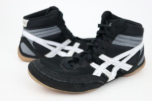 asics black gum sole