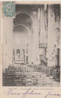CPA 58 NEVERS Intérieur de l'Eglise Saint Etienne 1904