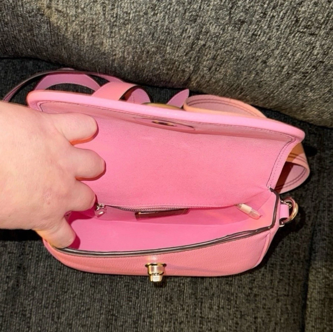 Borsa da sella Coach Willow con 2 cinghie in morbida pelle di ciottoli argento rosa vivo nuova con etichette