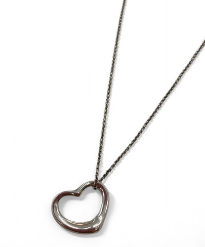 Collier Pendentif Hello Kitty Cœur Ouvert Gravure Laser – Acier Inoxydable, Cadre Photo Femme Infinite U