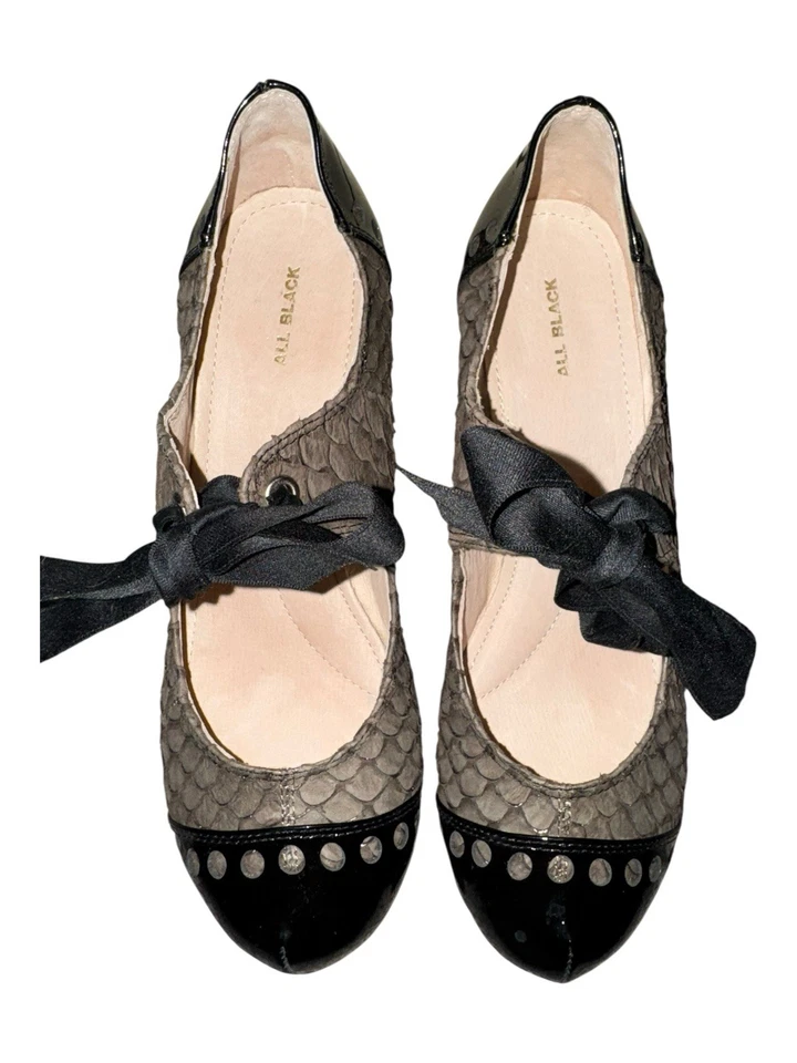 Zapatos de cuero gris oscuro con arco de pescado totalmente negros talla 9-9 1/2 retro chic de EE. UU. Foto 3 de 4