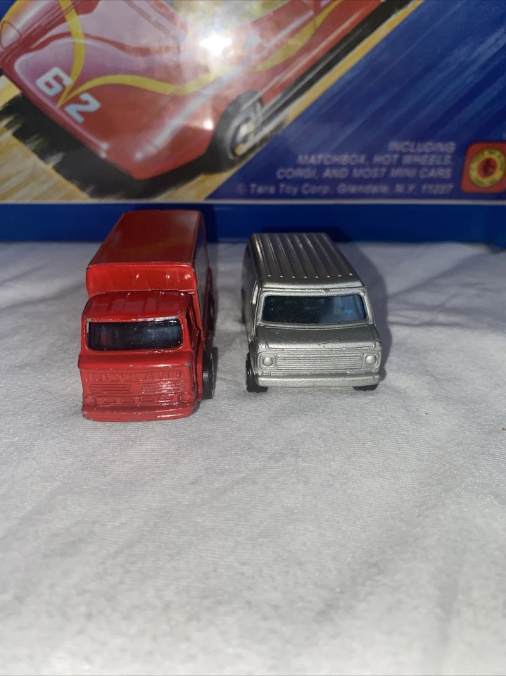 70s CORGI JR JUNIORS SILVER SUPERMAN CHEVY CUSTOM SUPER VAN & Work Truck Red - Image 2 of 4
