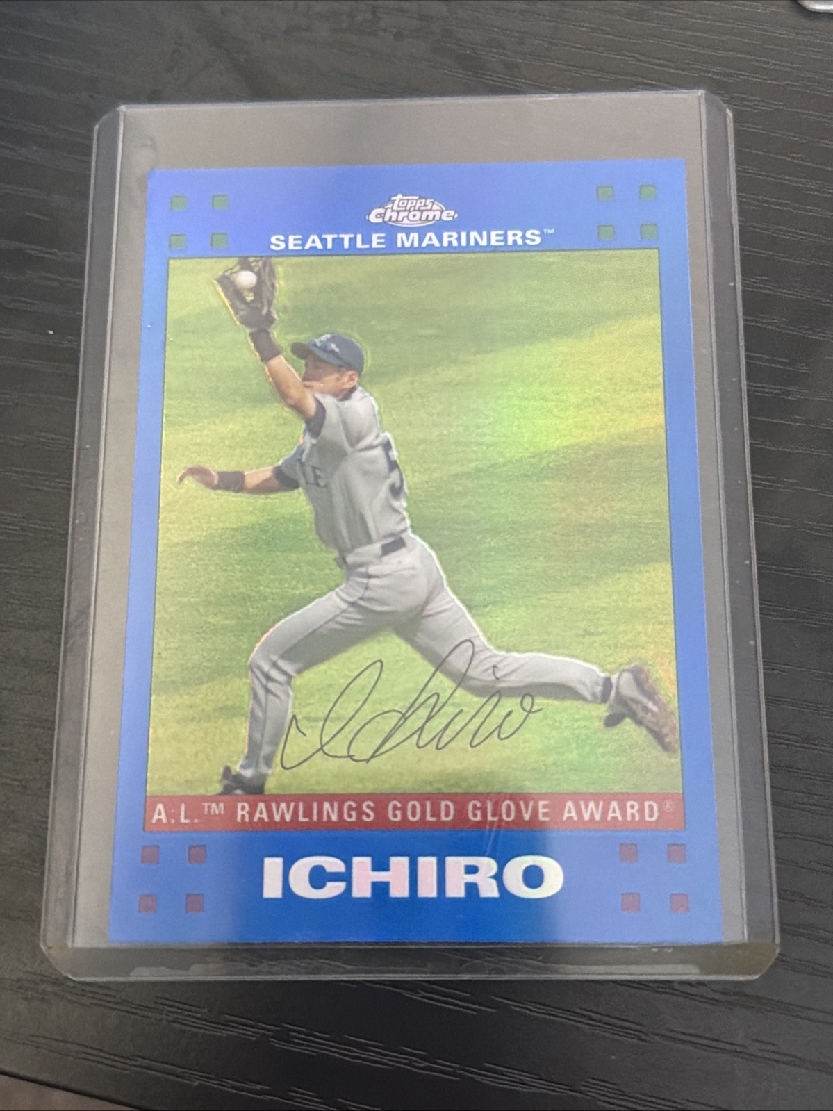 2006 Topps Chrome - Gold Glove Ichiro Suzuki #270 Blue Refractor