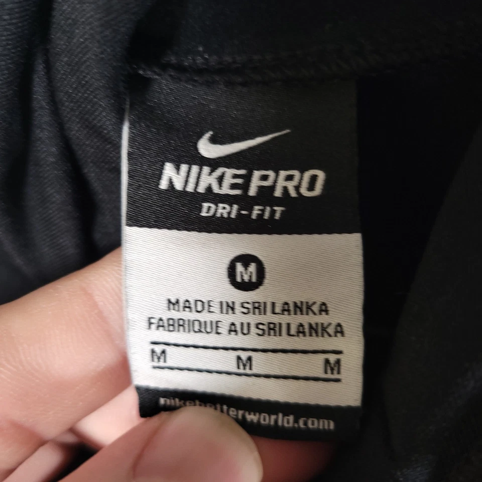 Camisa con capucha negra manga larga Nike Pro Dri Fit para mujer talla M agujeros para los pulgares Foto 3 de 4