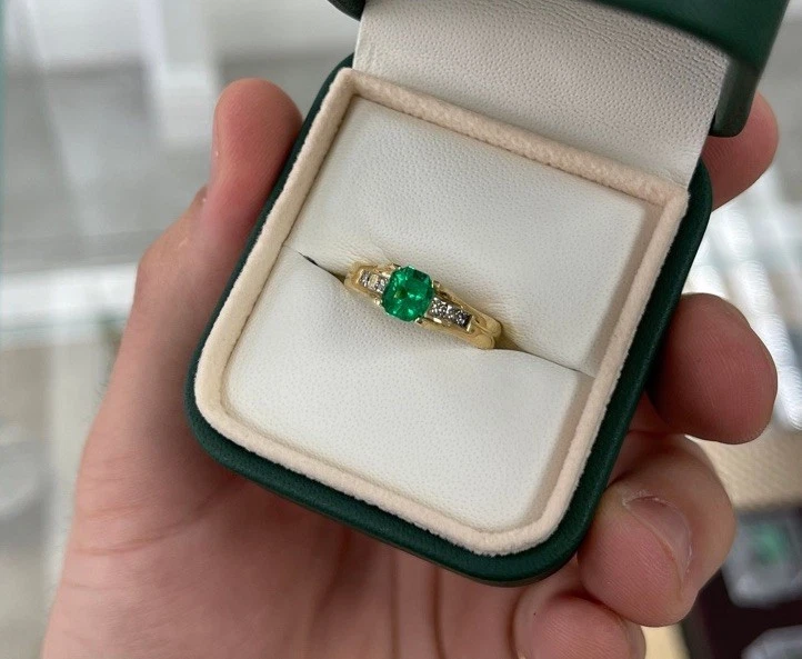 14k Solid Yellow Gold Natural Zambia Emerald Ring Emerald Moiss Diamond Rin - Image 3 of 4