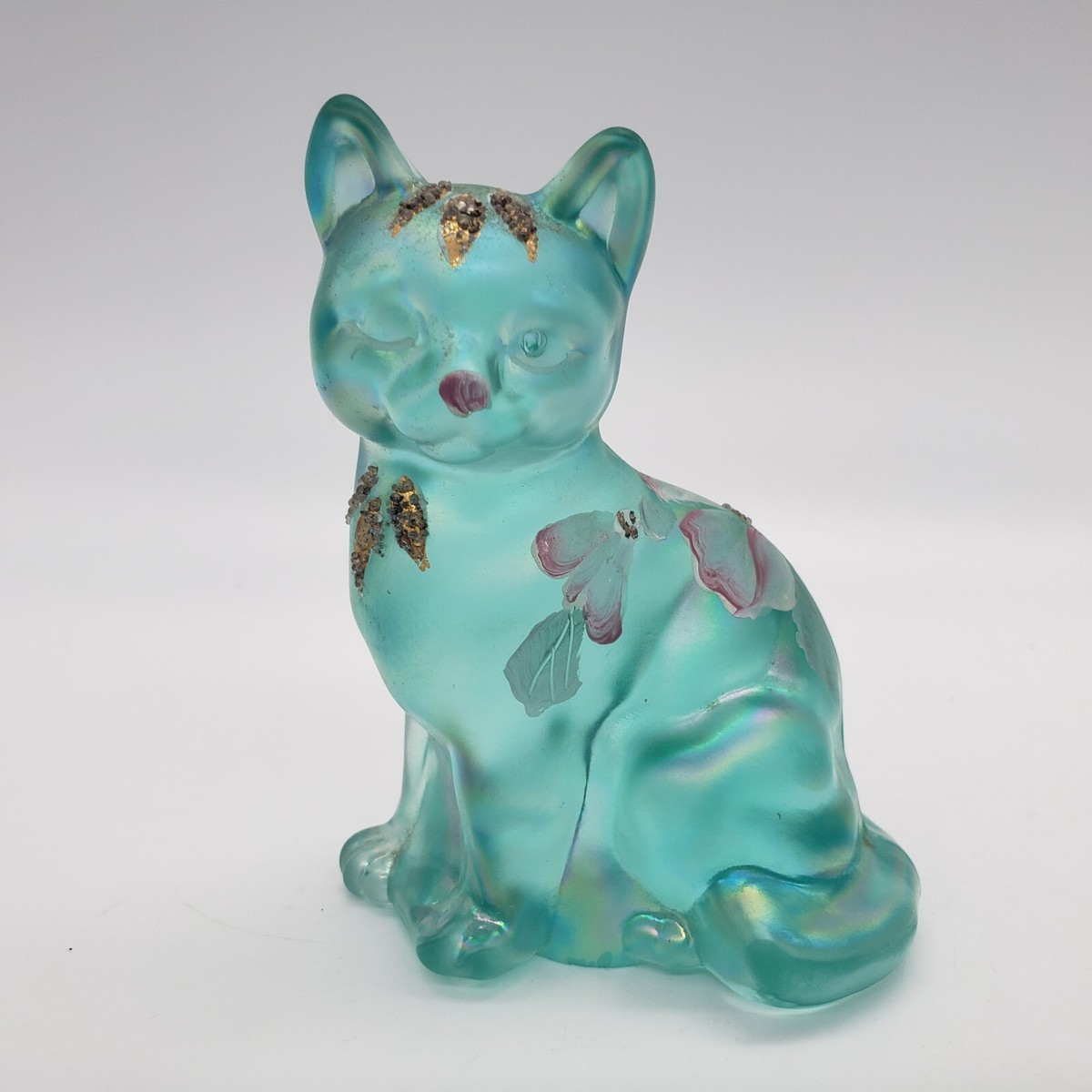 Fenton Art Glass Sitting Cat Figurine Robins Egg Blue Iridized