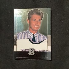 1999-00 Upper Deck Hockey Hall of Fame Career Wayne Gretzky #HOF12 HOF        V8