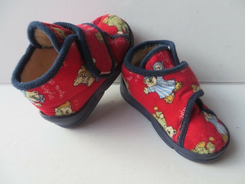 hübsche Bären Hausschuhe Gr. 20 rot Teddybär Mädchen Schuhe Boots Kindergarten