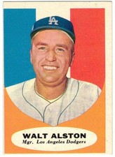 1961 Topps #132, HOFer Walt Alston, Mgr. Los Angeles Dodgers, baseball card