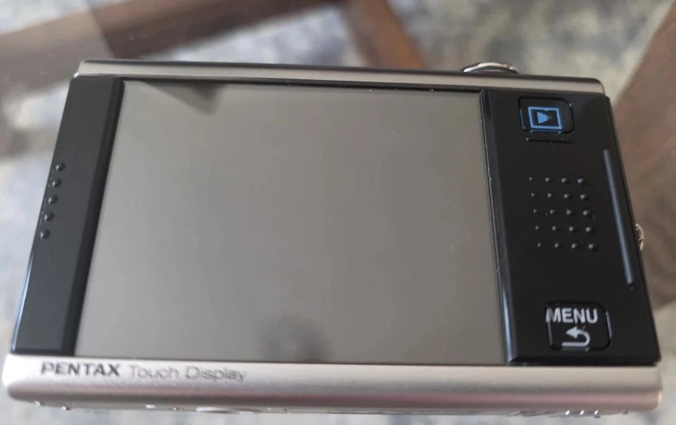 Brand NEW, Pentax Optio T10 Compact Digital Camera, Touch Screen, 6MP, 3x, Full - Image 2 of 4