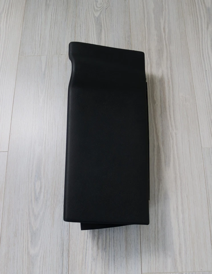 Карманное отделение для хранения на передней пассажирской двери для Lexus IS250 2006-2013 годов выпуска - Изображение 2 из 4