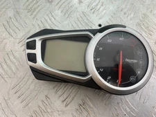 TRIUMPH 675 STREET TRIPLE CLOCKS SPEEDO DASH 2013-2016(CMB1186)