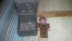 Roblox Let S Make A Deal Mini Figure Action Character Series 1 No - image is loading roblox let 039 s make a deal mini