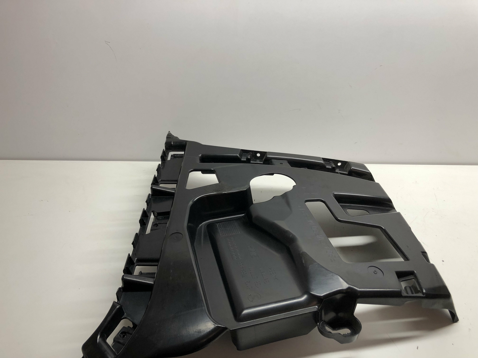 BMW 3 F30 Rear Bumper Bracket Trim Right 7384466 2014 10829725 RHD 